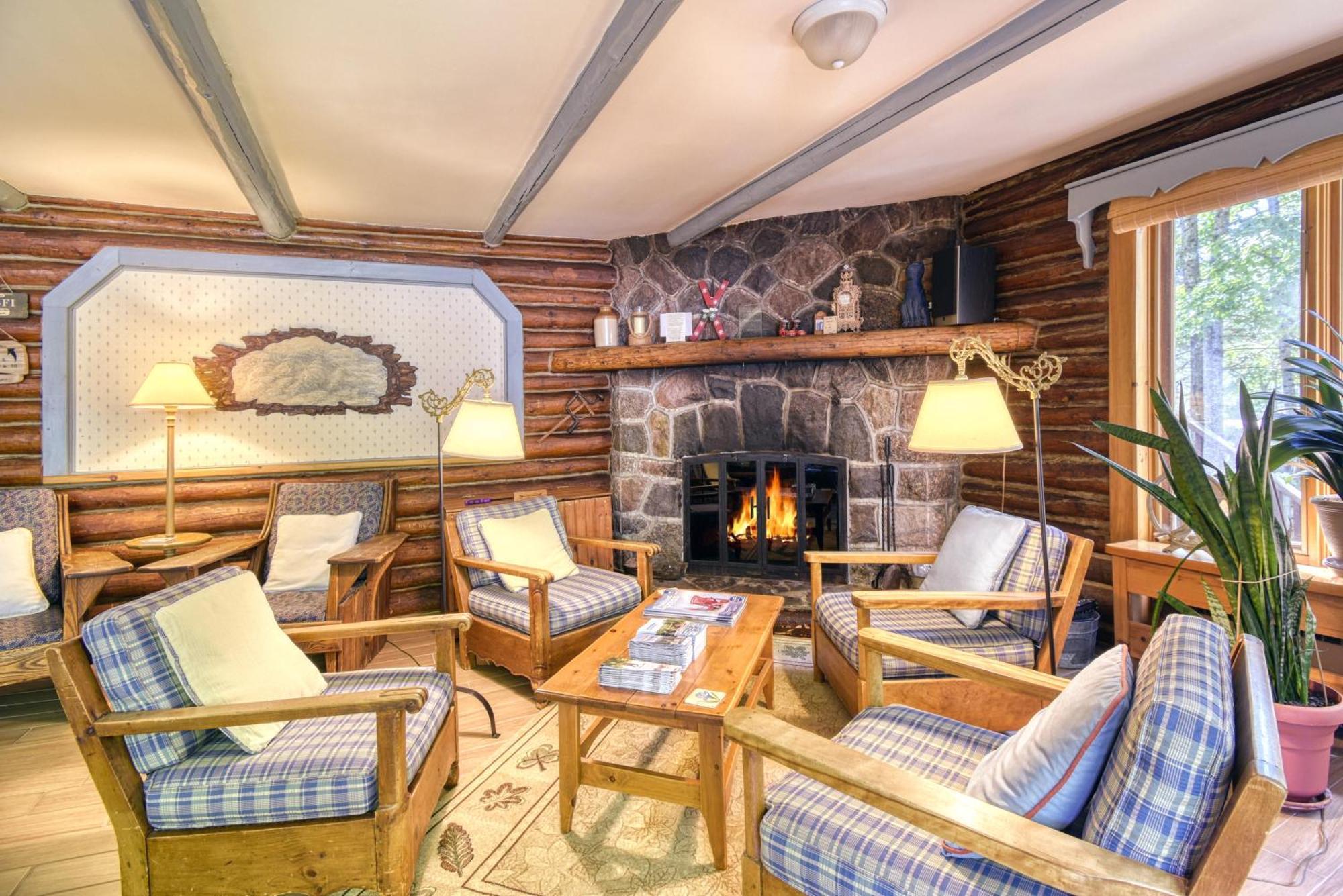 Auberge Le Lupin-Self Check-In Mont-Tremblant Zewnętrze zdjęcie