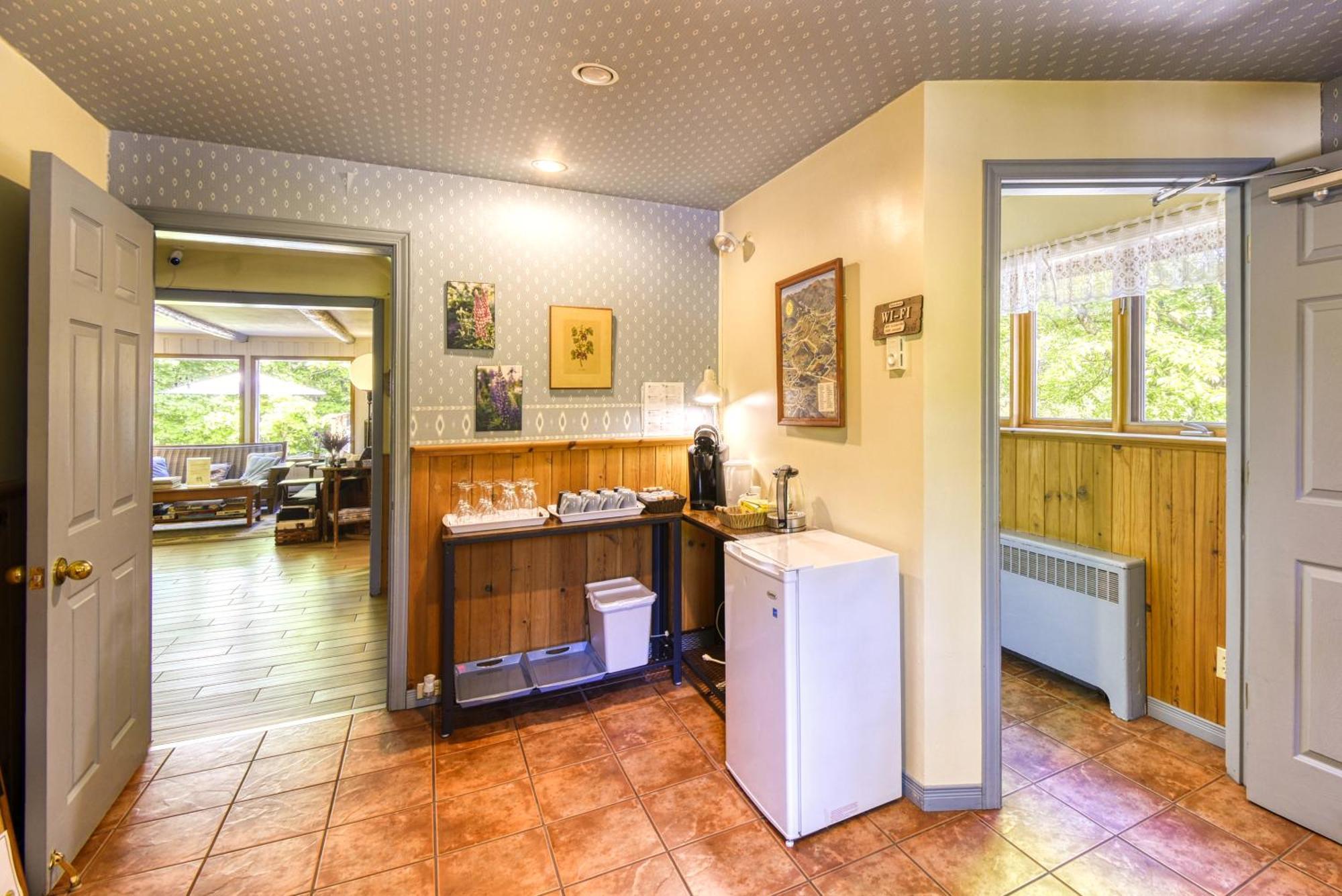 Auberge Le Lupin-Self Check-In Mont-Tremblant Zewnętrze zdjęcie